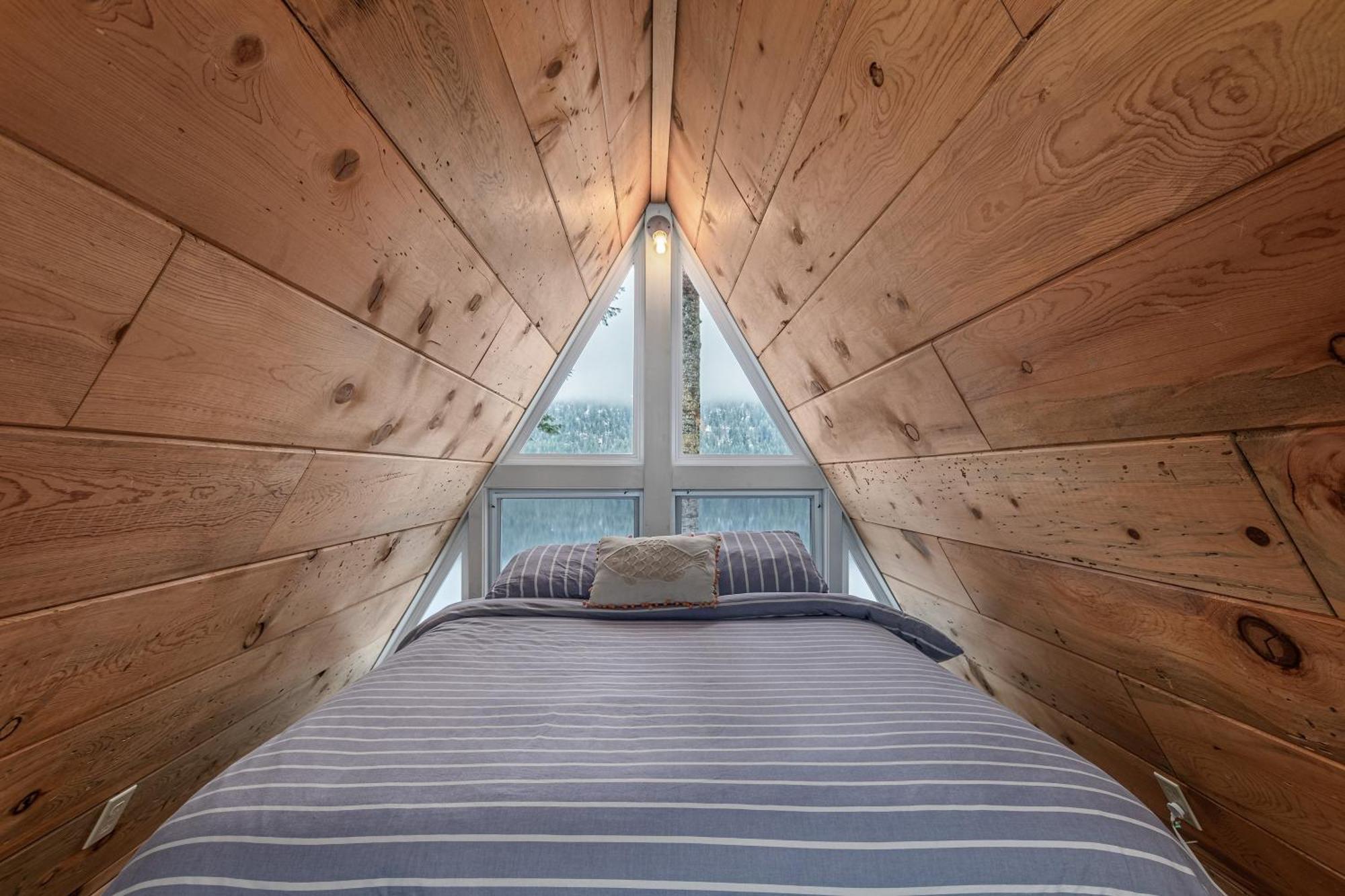 Doc Roy'S Legacy On Fish Lake By Nw Comfy Cabins Leavenworth Exterior photo