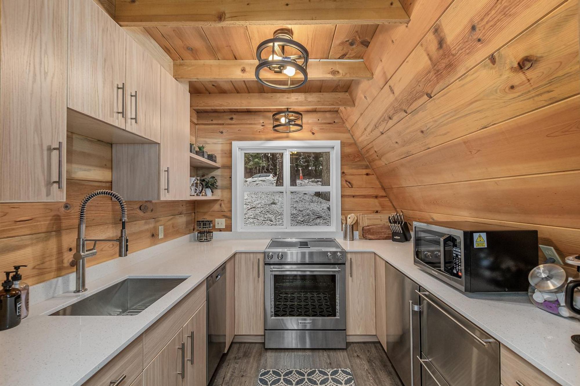 Doc Roy'S Legacy On Fish Lake By Nw Comfy Cabins Leavenworth Exterior photo
