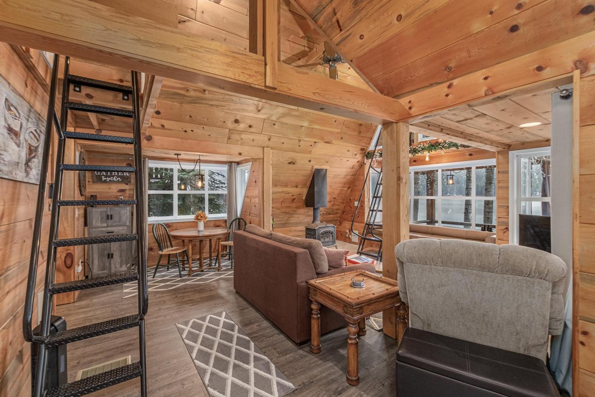 Doc Roy'S Legacy On Fish Lake By Nw Comfy Cabins Leavenworth Exterior photo