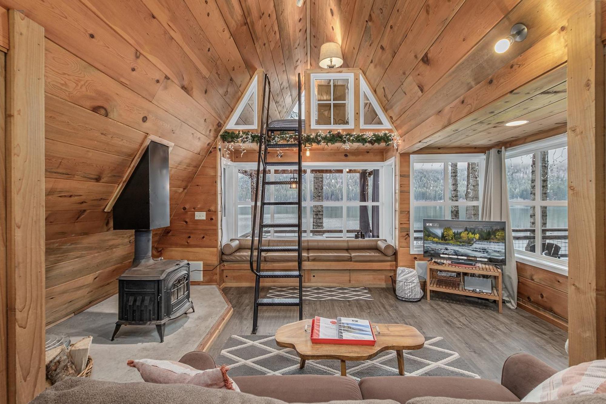 Doc Roy'S Legacy On Fish Lake By Nw Comfy Cabins Leavenworth Exterior photo